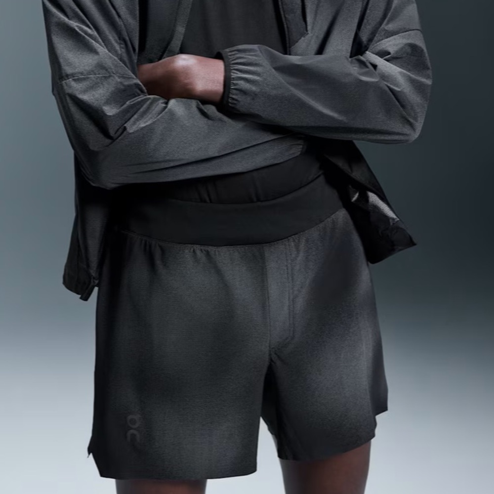 ON LIGHTWEIGHT SHORTS LUMOS
